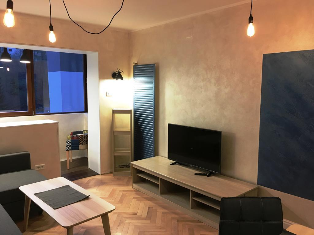 View Apartment *